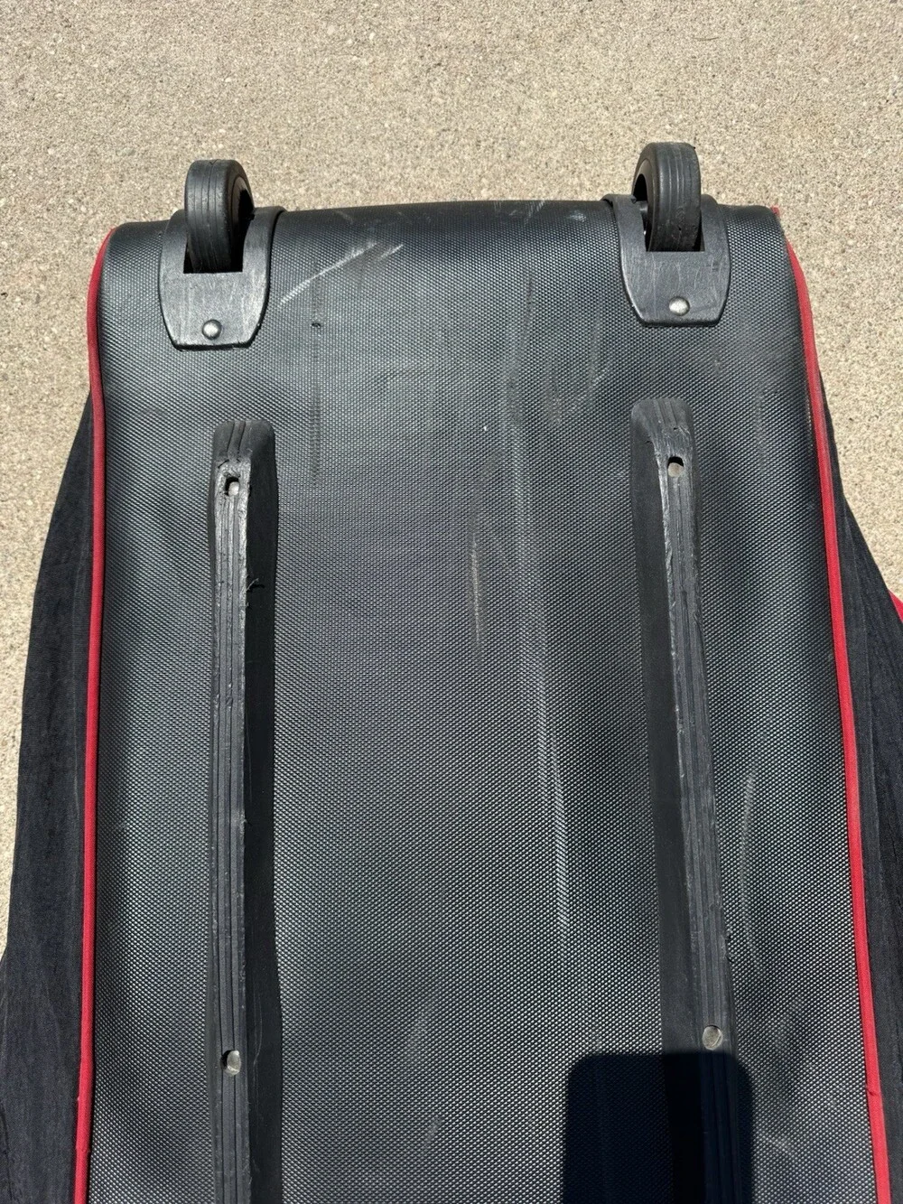 Vintage Marlboro Unlimited Gear - Rolling Travel Lg Duffel Bag - XL - 36